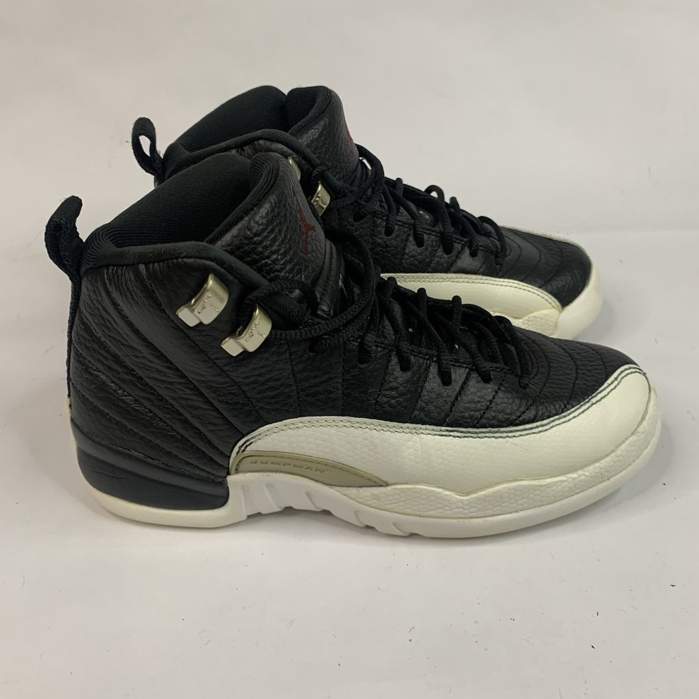 Air Jordan 12 Retro (GS) 'Playoffs' 2021‎ Size 6Y Black/White